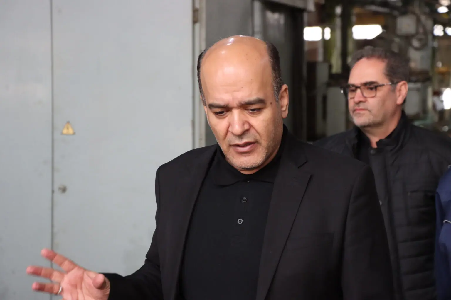 بازدید کلامی از ایرید در روزهای جنگ