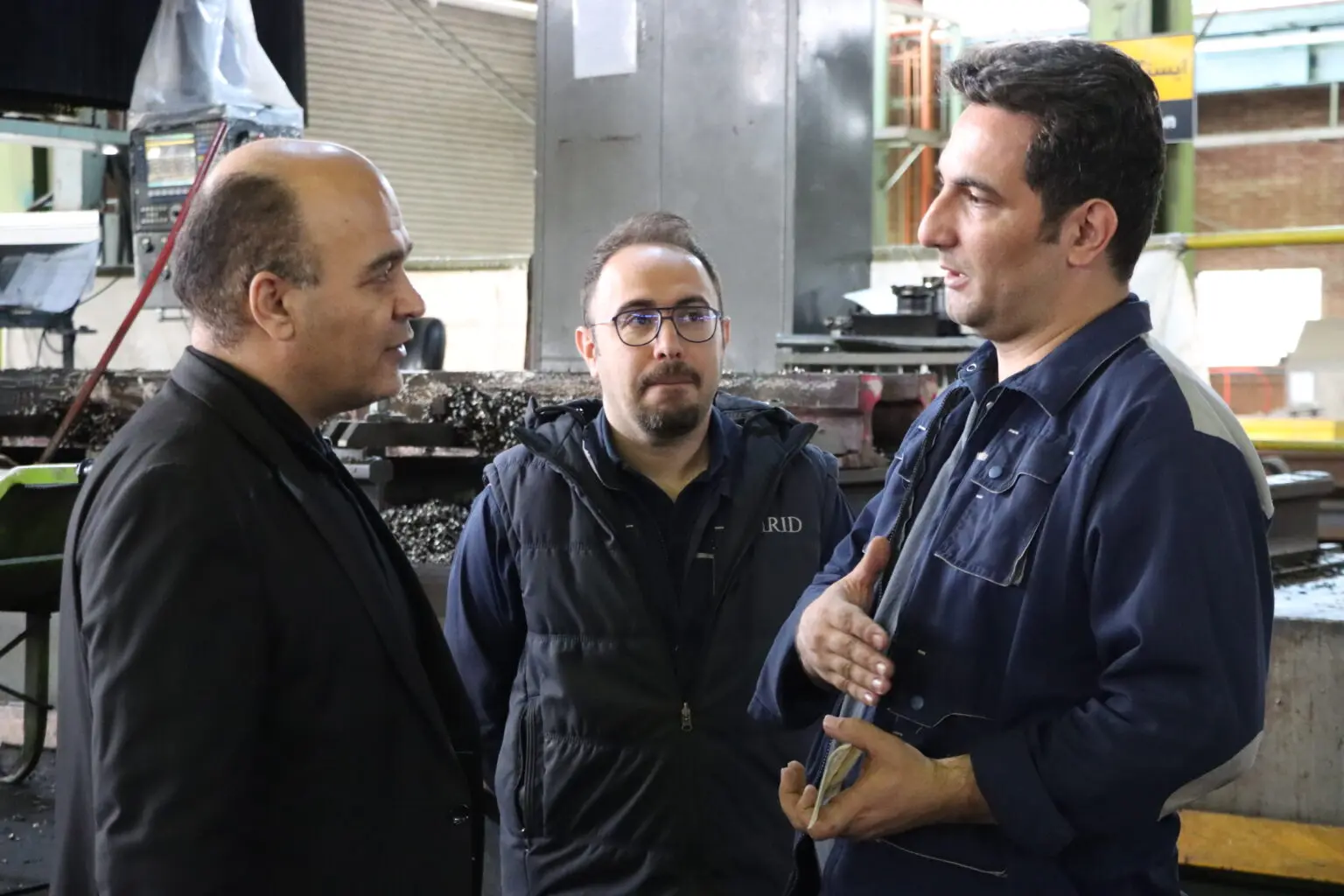 بازدید کلامی از ایرید در روزهای جنگ