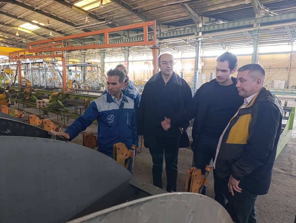 بازدید از شرکت پلورسبز