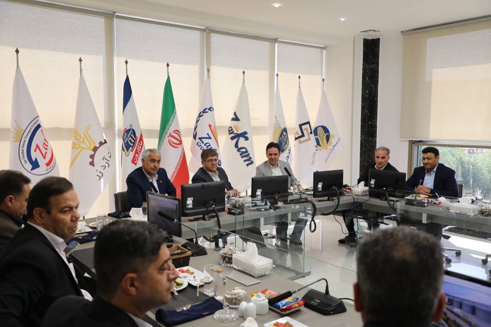 بازدید ذاکری از رزماکارون