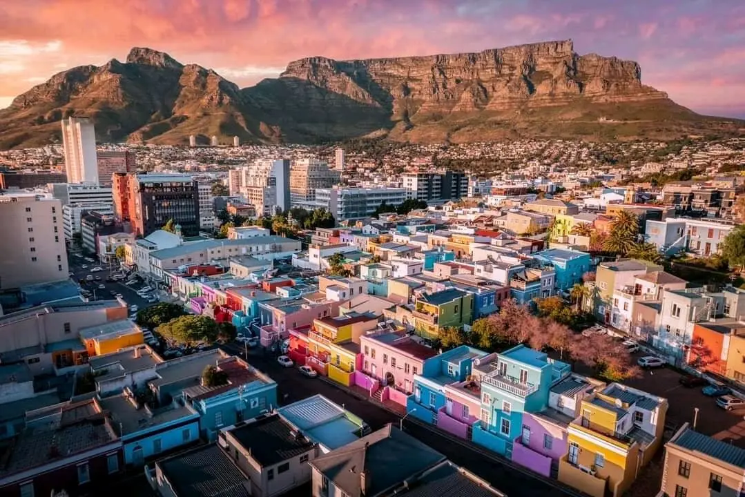 رنگارنگ ترین محله های شهری جهان1