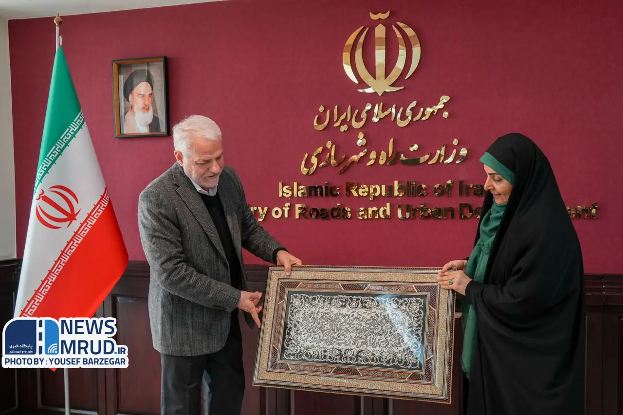 گزارش تصویری آیین تودیع و معارفه سرپرست معاونت حمل و نقل وزارت راه و شهرسازی​