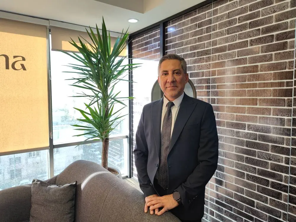 خشایار حسینی