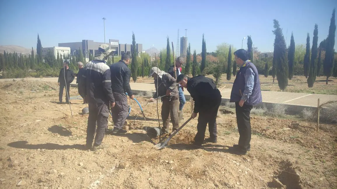 آیین روز درختکاری در راه‌ آهن تهران