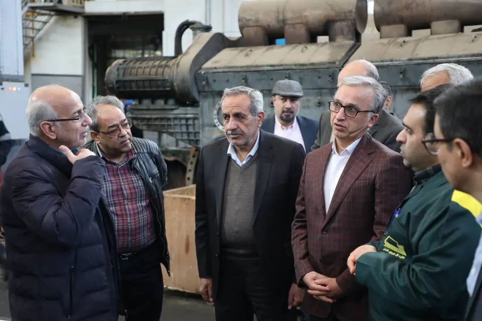بازدید قائم مقام مدیرعامل راه آهن از کارخانجات تعمیر