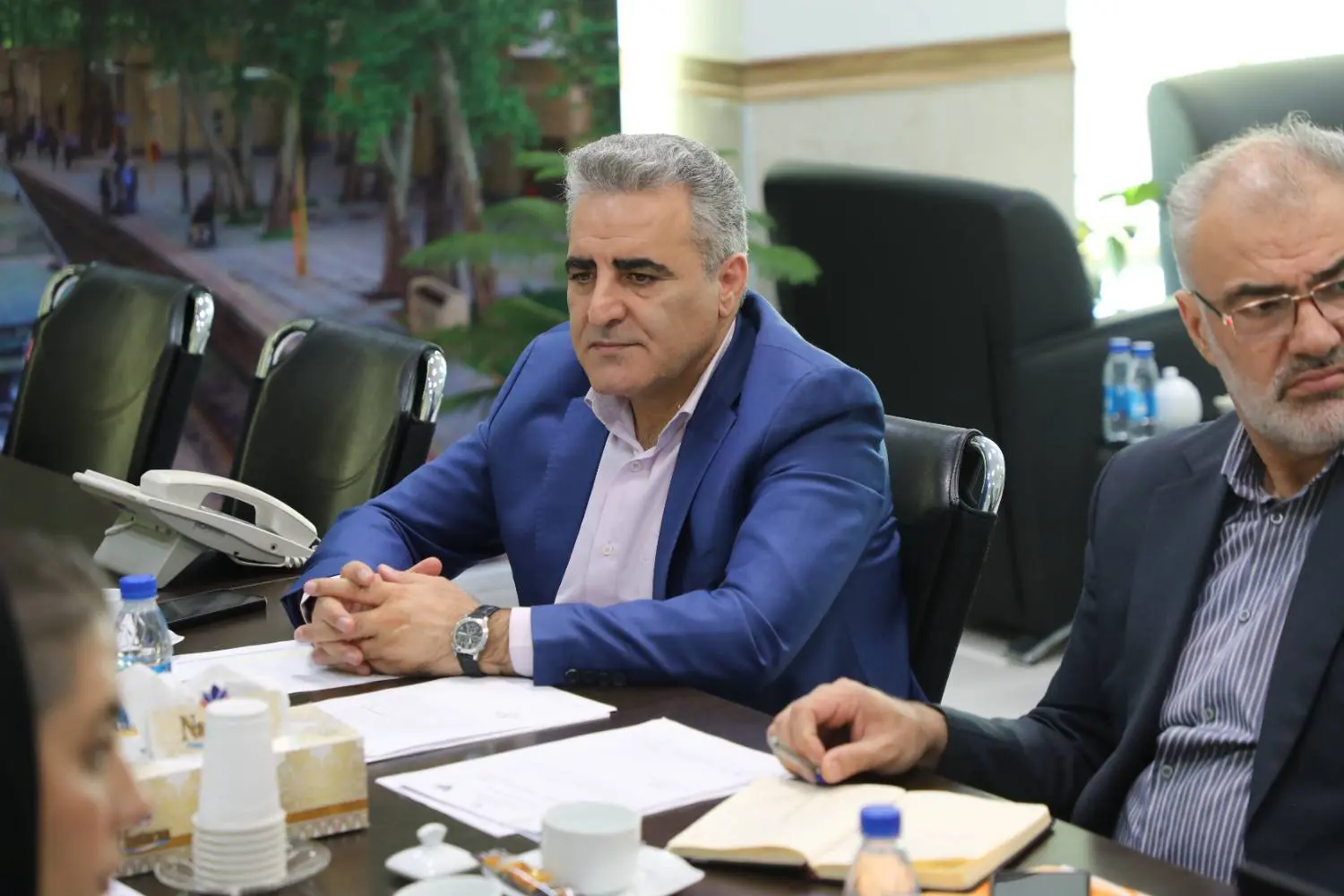 نشست برنامه مولدسازی املاک و اراضی راهآهن