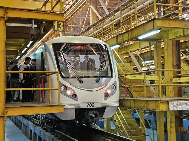 مراسم رونمایی از مترو ملی