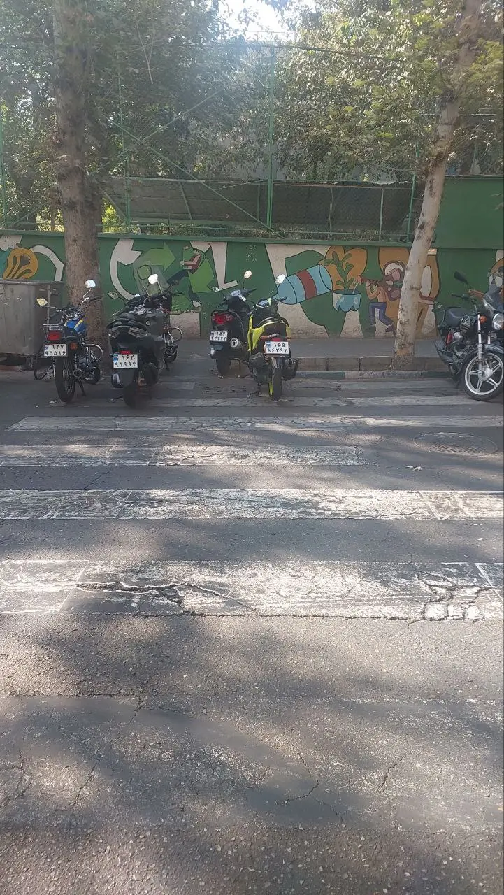 از بین رفتن خط عابر پیاده