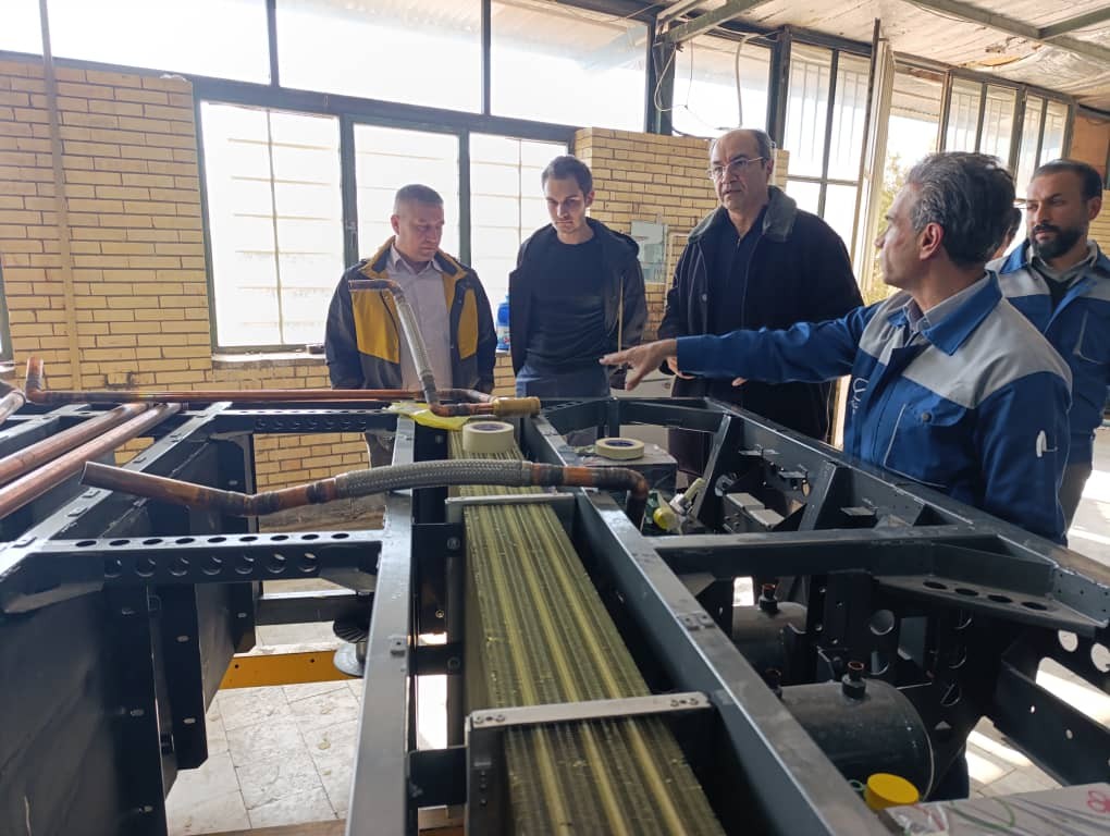 بازدید از شرکت پلورسبز