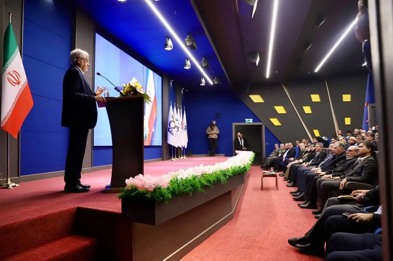 محمرضا عارف در مراسم افتتاح «نخستین مرکز تست تصادف خودروی کشور»