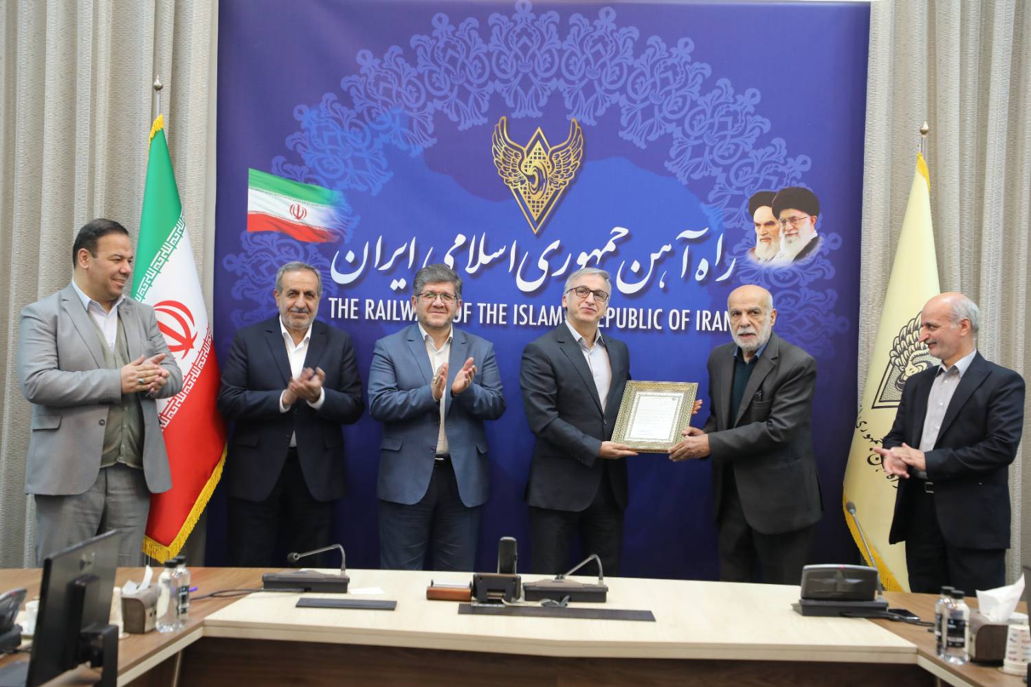 مراسم تودیعه و معارفه معاون و سرپرست معاونت مسافری راه آهن