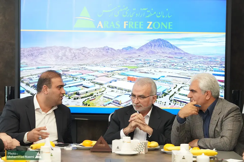 نشست سازمان منطقه آزاد ارس (1)