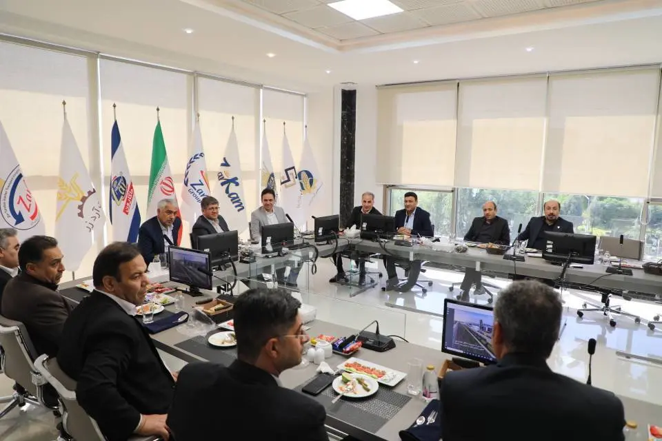 بازدید ذاکری از رزماکارون
