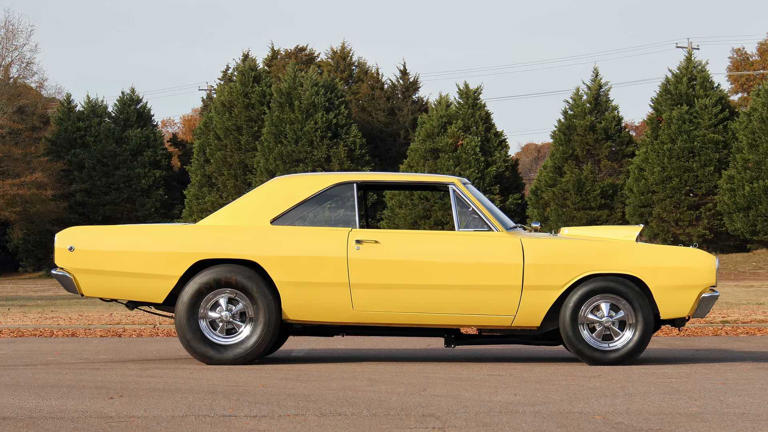 Dodge HEMI Dart