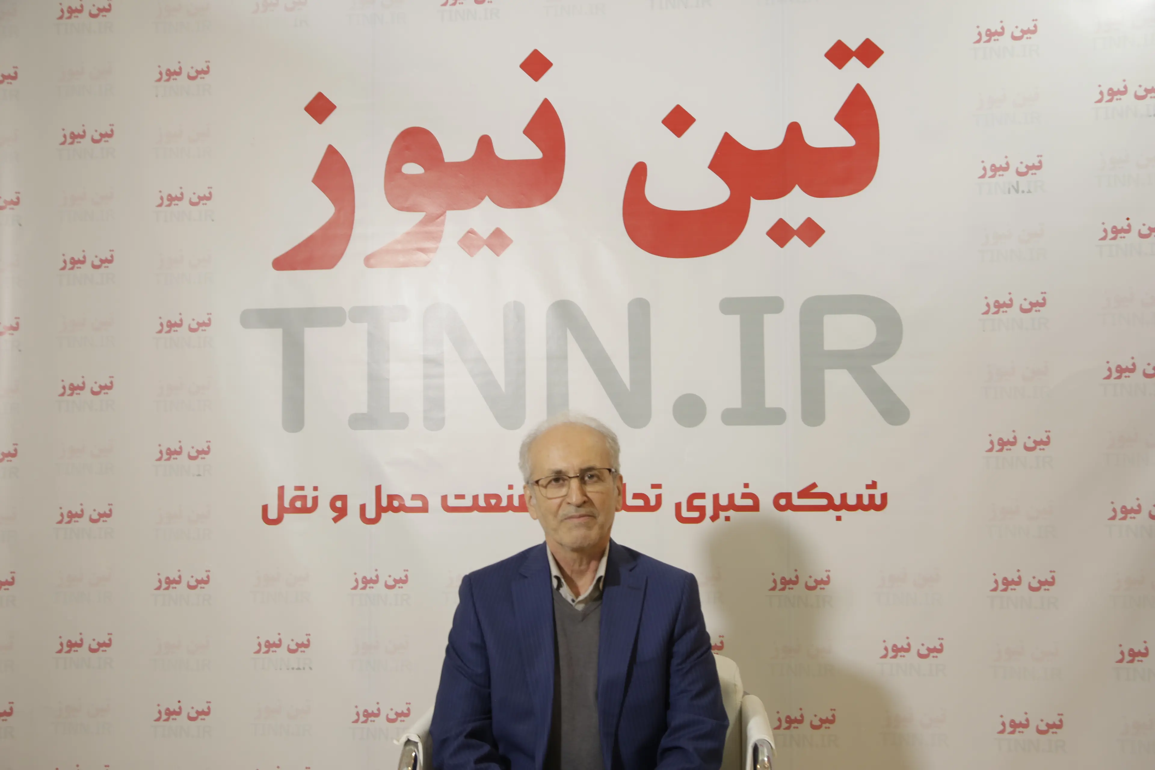 غرفه تین نیوز در نمایشگاه