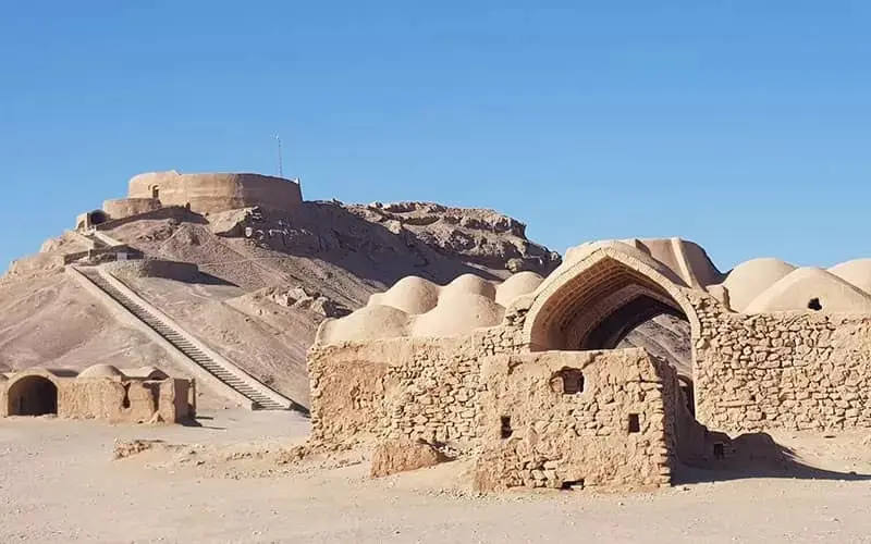 دخمه زرتشتیان یزد