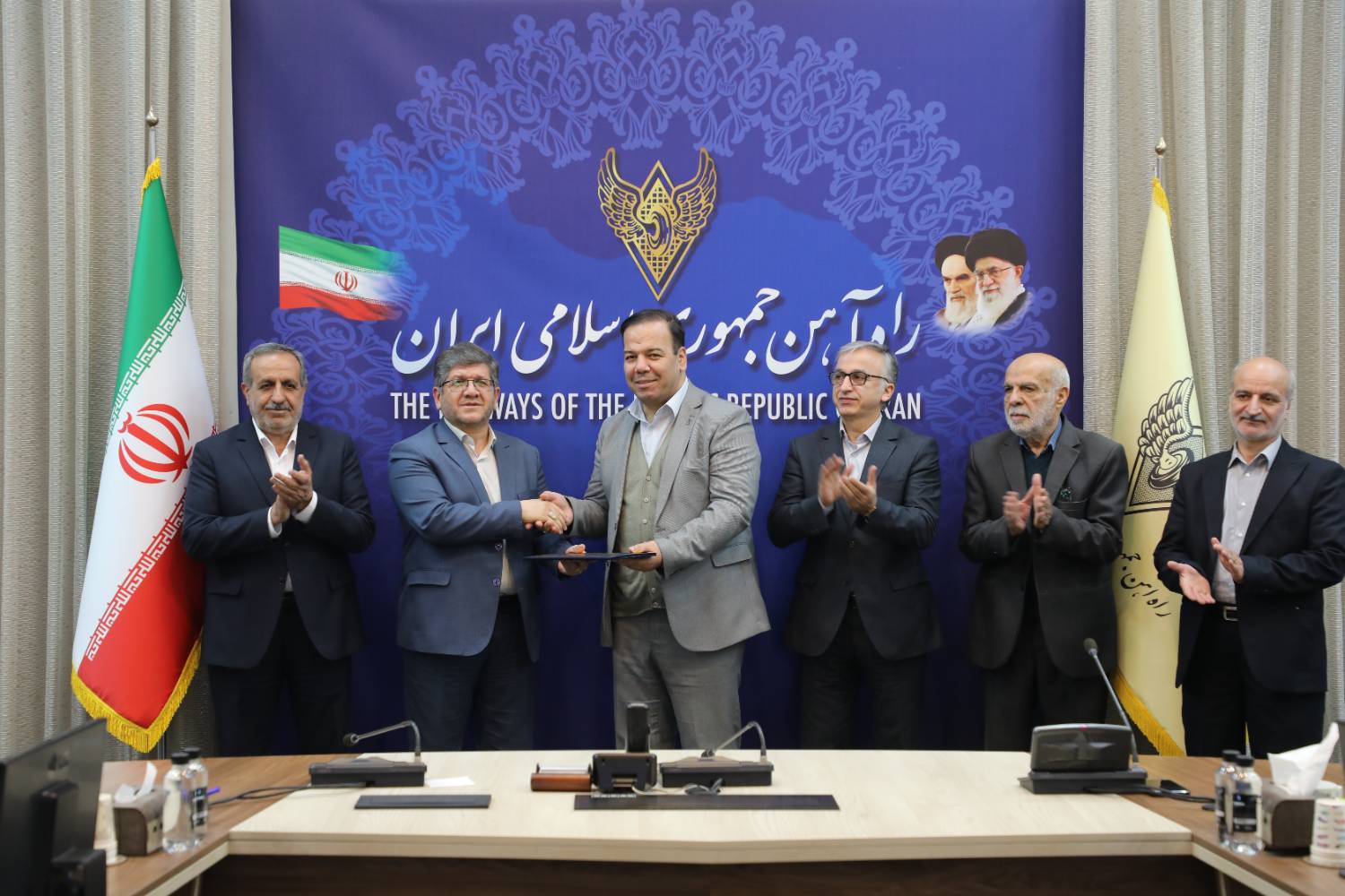 مراسم تودیعه و معارفه معاون و سرپرست معاونت مسافری راه آهن