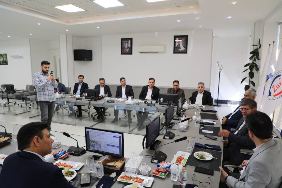 بازدید ذاکری از رزماکارون