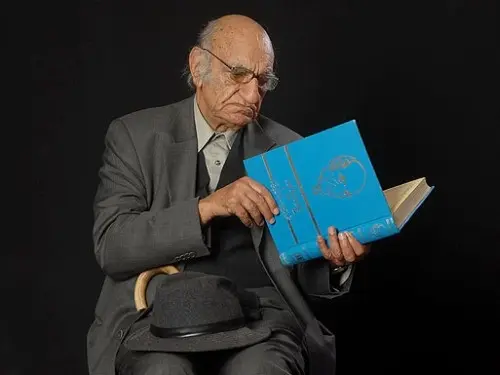 محمد ابراهیم باستانی پاریزی