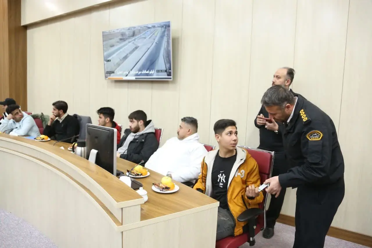 کارگاه آموزشی رانندگان پر خطر- دادگستری کل استان قزوین 
