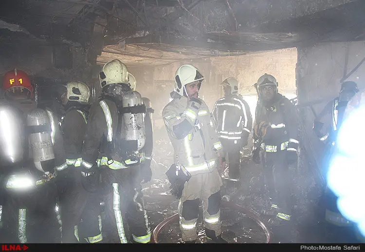 اتشنشانان ساختمان پلاسکو