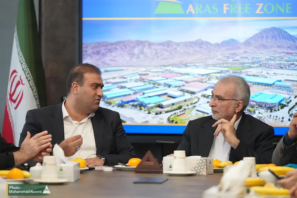 نشست سازمان منطقه آزاد ارس (2)