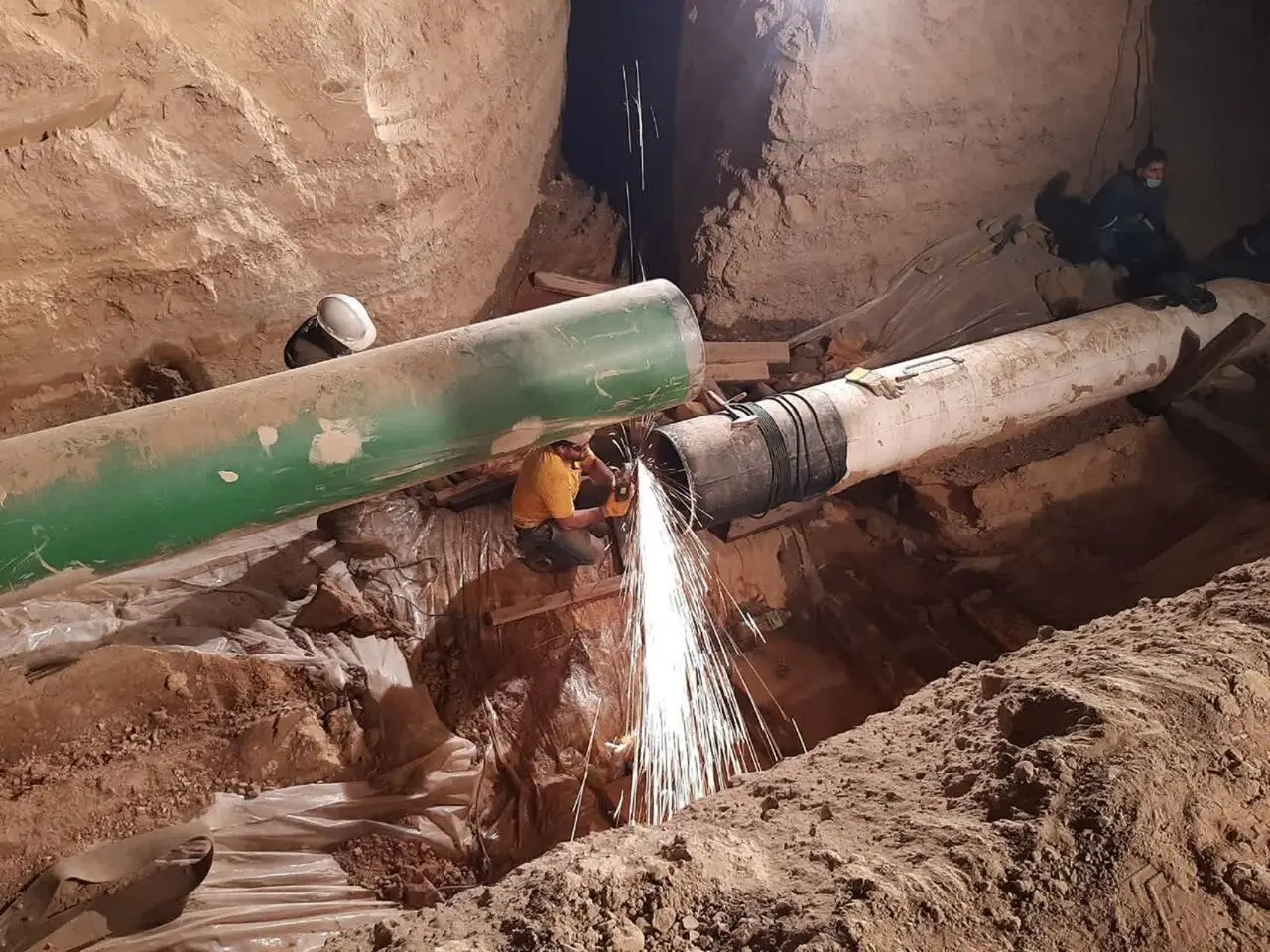 انتقال خط لوله از جاده