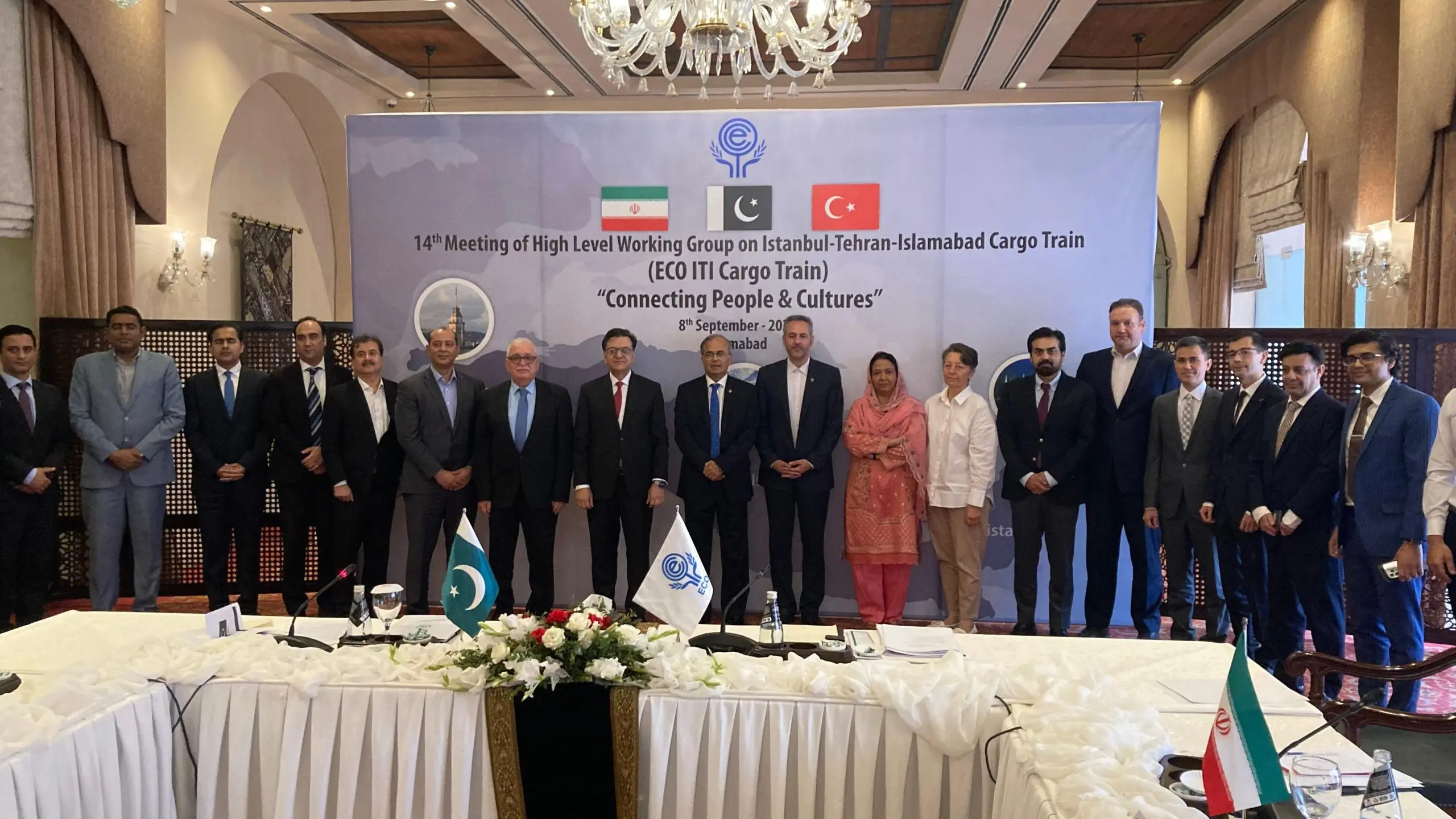 نشست اکو با محوریت فعال سازی کریدور ریلی اسلام آباد–تهران–استانبول