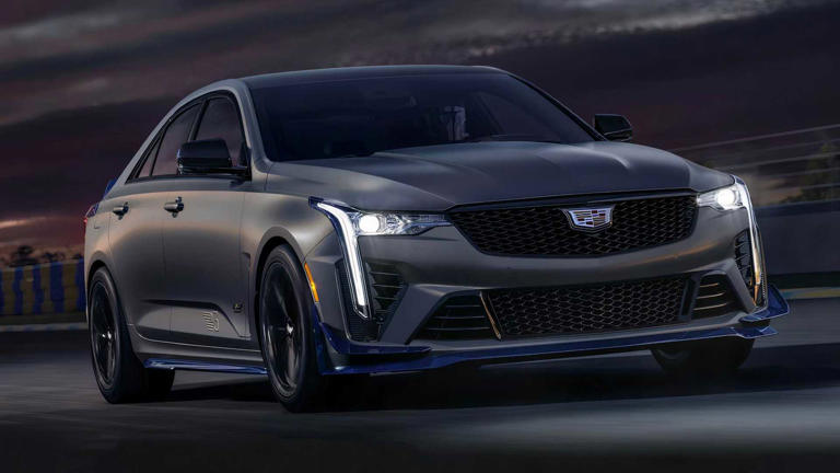 کادیلاک CT4-V بلک‌وینگ مدل ۲۰۲۵