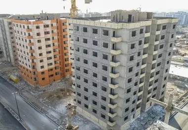 اسکلت بتنی در مقابل زلزله مقاوم‌تر است یا  فلزی؟