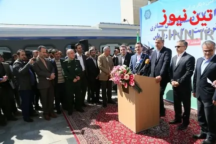مراسم بهره برداري از ٢٧ دستگاه سالن مسافري