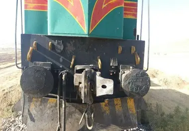 برخورد قطار با پراید و ۹ مصدوم یک تصادف