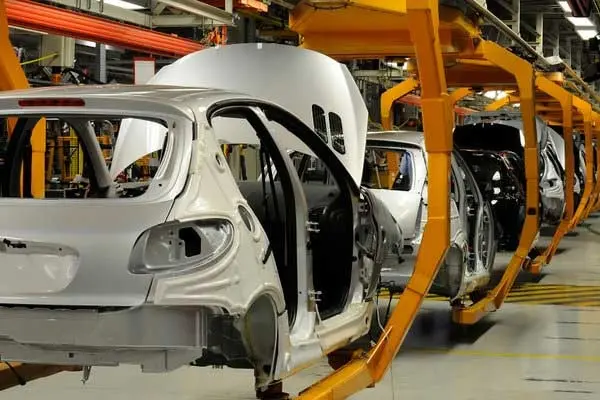 تولید خودروهای تجاری سرعت می‌گیرد