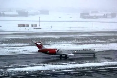 فعالیت همه فرودگاه‌ها با وجود بارش برف