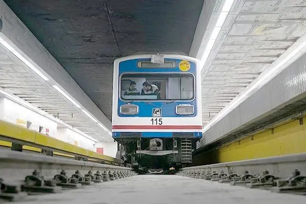 خط هشت مترو تهران در آستانه بهره برداری رسمی