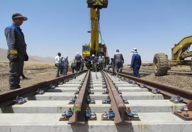 تعویض سوزن در ایستگاه سمنگان/ اقدامی راهبردی برای افزایش ایمنی در راه‌آهن اراک