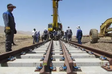 خیز بلند «ایرید» برای تکمیل راه‌ آهن چابهار-زاهدان/رکوردشکنی در تولید سوزن ریل