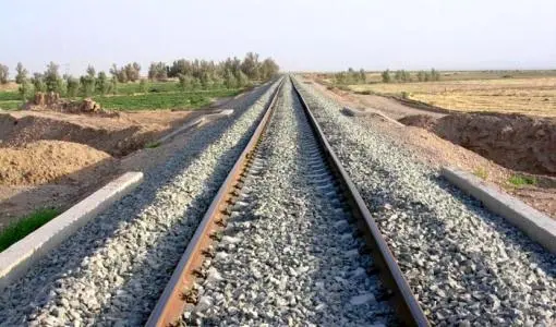 استفاده از منابع خارجی برای تکمیل پروژه راه‌آهن همدان-سنندج 