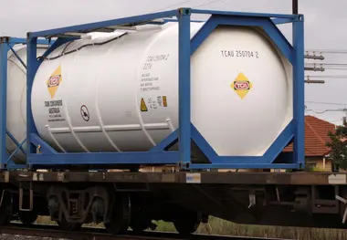 افتتاح بندر خشک مشتقات نفتی در  راه آهن دورود