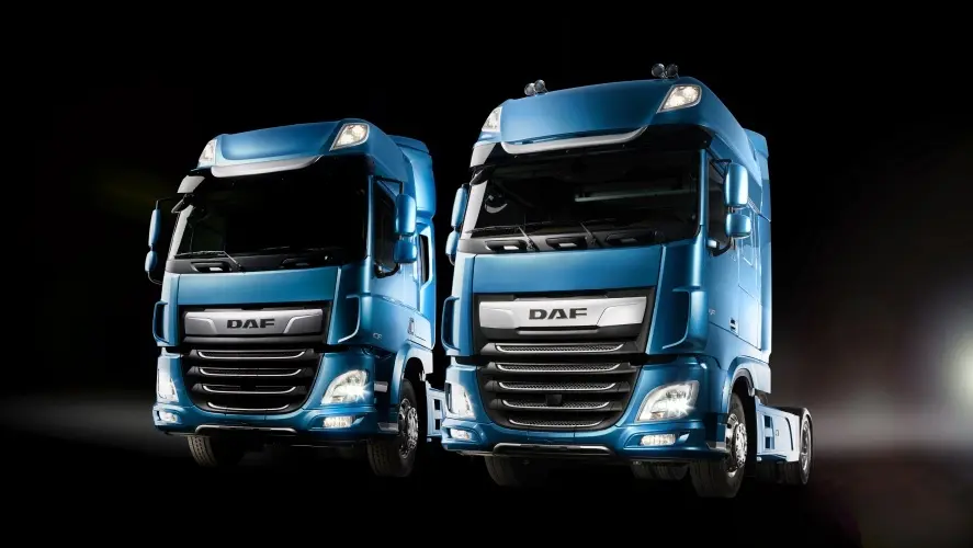 UK to test self-driving truck platoons
