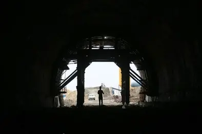 راه آهن دورود به خرم آباد با حفر ۳۵کیلومتر تونل سخت ترین پروژه کشور 