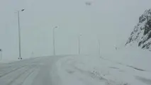 جاده سی سخت به پادنا همچنان مسدود است
