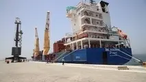 پهلوگیری نخستین کشتی حامل تجهیزات احداث پتروشیمی در چابهار