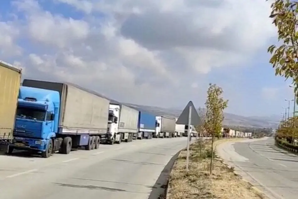  آخرین وضعیت رانندگان و کامیون‌های معطل مانده در خاک کشور اوکراین
