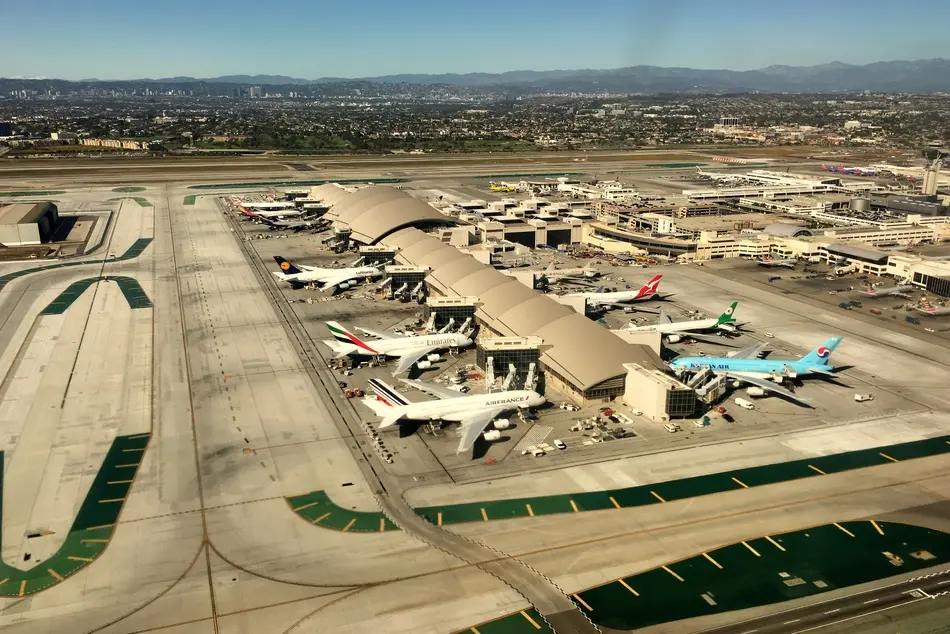 Phoenix Lands First Nonstop Asia Route With Starlux Taipei Flights