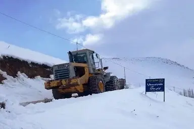 راهداری زمستانی علمی و مبتنی بر هواشناسی جاده ای در آذربایجان غربی/ ۴۳ دوربین نظارتی در حال رصد راه های استان 