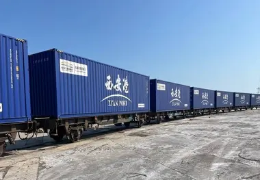 تخلیه موفق محموله کانتینری قطعات خودرو در بندر کاسپین 