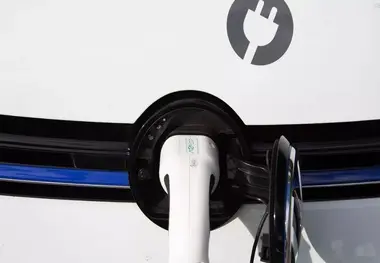 UK Proposes Equipping Every New Home for Electric-Car Charging
