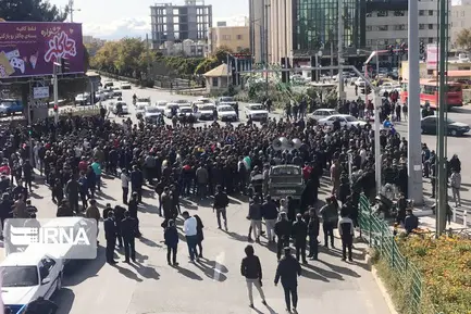 اعتراض‌ها به گران شدن بنزین