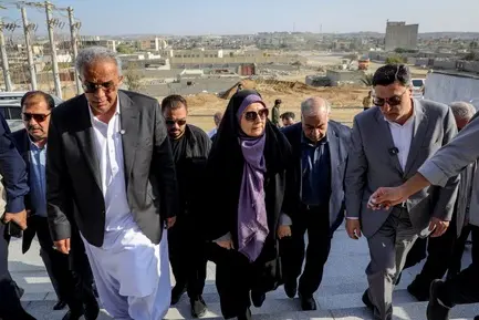 بازدید وزیر راه و شهرسازی از پروژه راه‌آهن چابهار زاهدان (7)